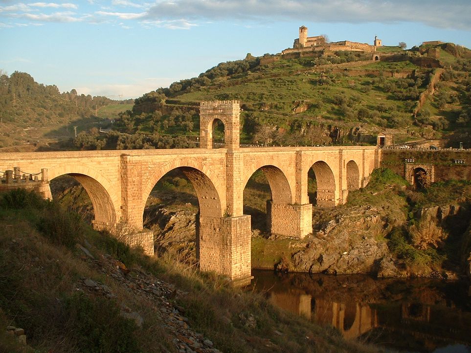 اجمل 10 جسور قديمة في العالم