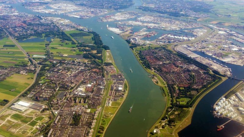 أطول الأنهار في دولة هولندا
