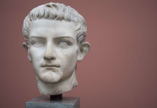 من هو أسوأ امبراطور في تاريخ الامبراطورية الرومانية؟